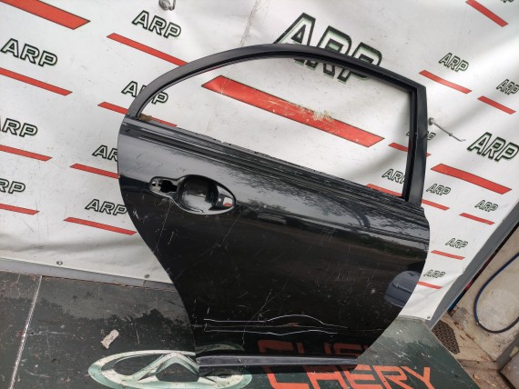 Дверь задняя правая Toyota Avensis 2 t250 седан 2003-2009