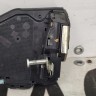 Замок двери задний левый Toyota Camry V50 2011-2017