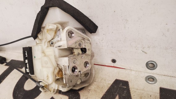 Замок двери задней правой Subaru Forester S12 2008-2012