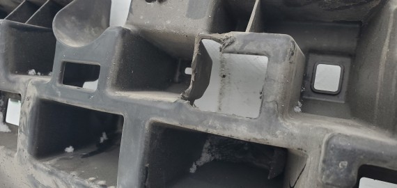 Наполнитель переднего бампера Hyundai Solaris 1 2010-2014