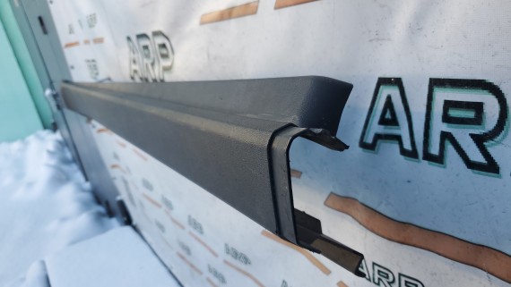 Накладка порога правая Mercedes-Benz M-Class W164 2005-2011