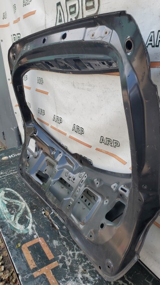 Дверь багажника Mazda 3 BL хетчбек 2009-2013