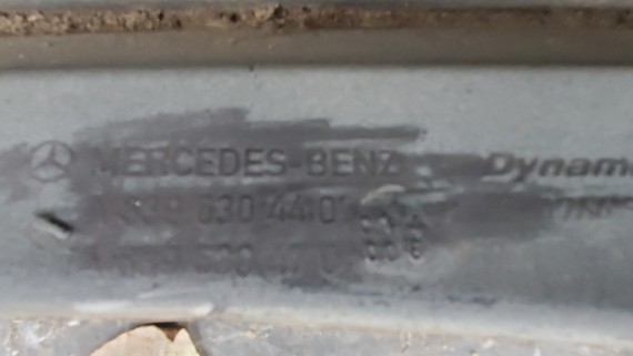 Крыло переднее правое Mercedes-Benz Viano W639 2003-2010