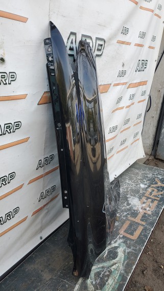 Крыло переднее правое Lexus GX 460 2009-2023