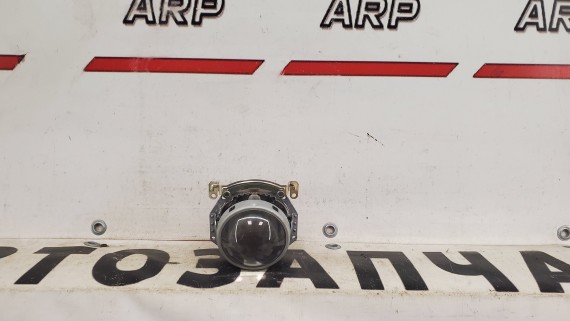 Линза Nissan Pathfinder R51 2004-2015