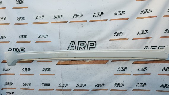 Накладка порога левая Toyota Land Cruiser 200 2007-2012