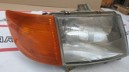 Фара правая Mercedes Vito W638 1996-2003