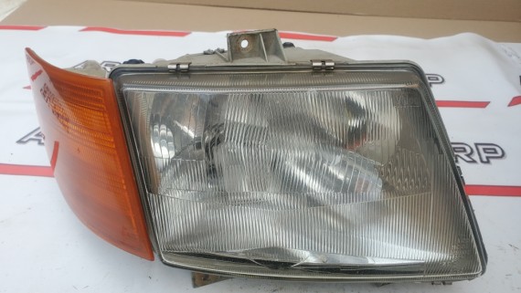 Фара правая Mercedes Vito W638 1996-2003