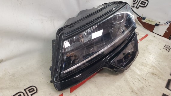Фара левая Skoda Karoq 2017-2022 LED