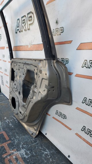 Дверь задняя правая Nissan X-Trail T30 2000-2007