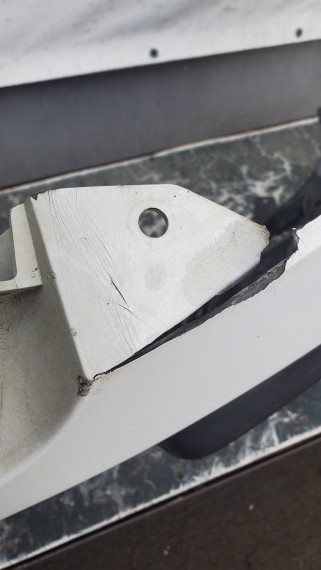 Бампер передний Opel Antara 2006-2011