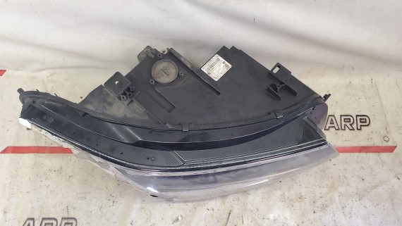 Фара правая Volkswagen Tiguan 2 2016-2024