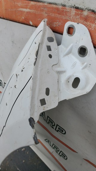 Крыло переднее правое Ford Focus 3 2011-2019