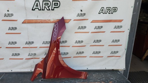 Крыло переднее правое Volvo V40 2 2012-2019