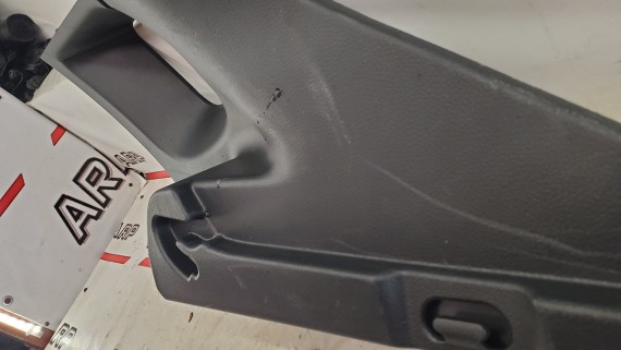 Обшивка багажника правая Nissan Qashqai J11 2014-2020