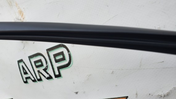 Молдинг лобового стекла Toyota Rav4 XA40 2012-2019