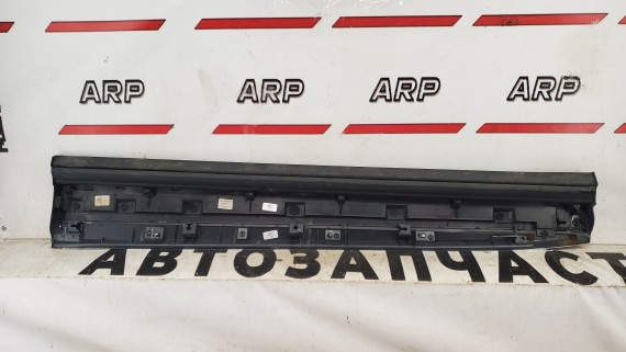 Накладка двери передняя правая Geely Monjaro 2021-н.в.