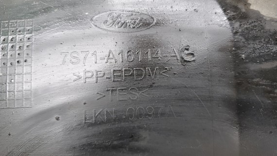 Подкрылок передний правый Ford Mondeo 4 2007-2014