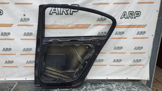 Дверь задняя правая Volkswagen Passat B7 2011-2015