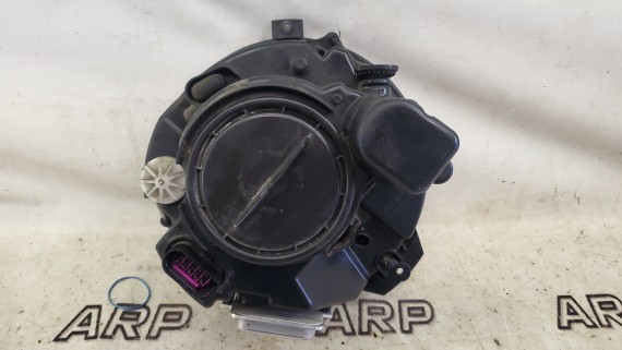 Фара Mercedes-Benz G-Class W463 1989-2026