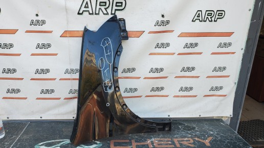 Крыло переднее правое Nissan Qashqai j10 2006-2010