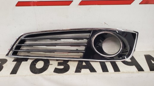 Решетка бампера левая Audi A8 D4 2009-2014