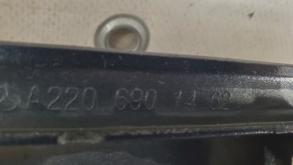 Молдинг задней правой двери Mercedes-Benz S-Class W220 1998—2005