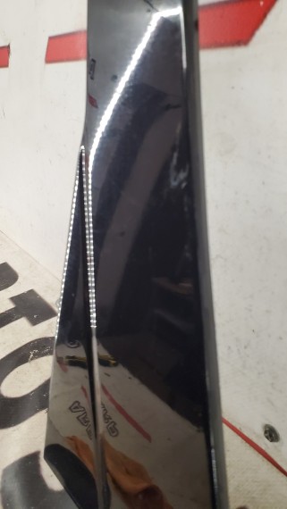 Накладка стойки двери задняя левая Jeep Grand Cherokee WK2 2010–2022