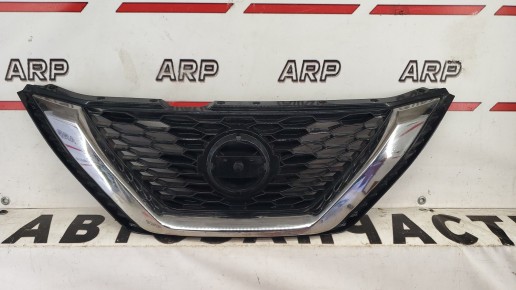 Решетка радиатора Nissan Qashqai 2 J11 2017-2024 