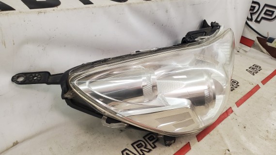 Фара правая Subaru Legacy Outback B14 2010-2015