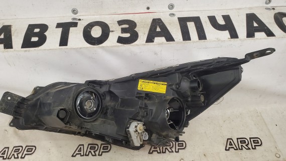 Фара правая Subaru Legacy Outback B14 2010-2015