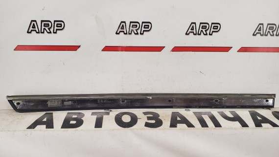 Молдинг двери задней левой Audi A8 D3 Lоng 2004-2010