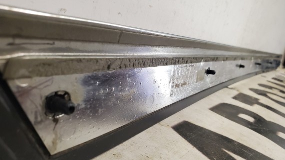 Молдинг двери задней левой Audi A8 D3 Lоng 2004-2010