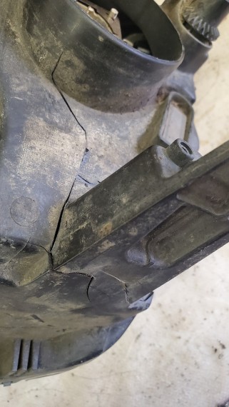 Фара правая Skoda Rapid 1 2012-2017