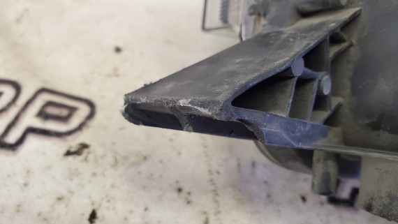 Фара правая Skoda Rapid 1 2012-2017