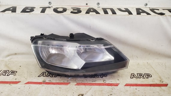 Фара правая Skoda Rapid 1 2012-2017