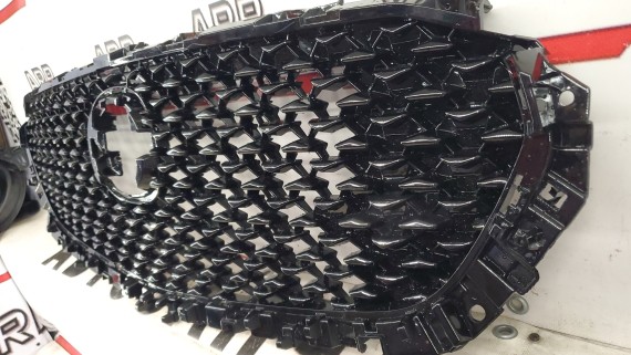 Решетка радиатора Mazda CX-30 2019-н.в.