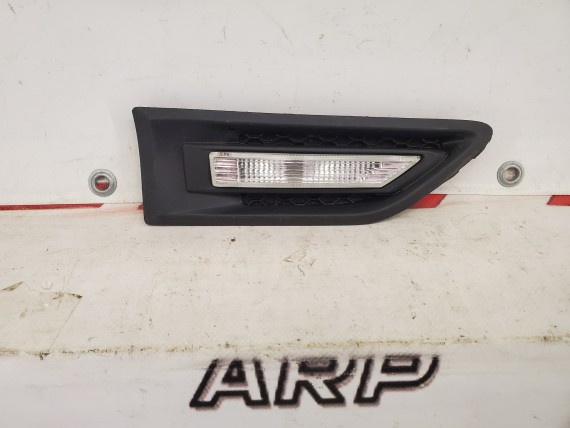 Повторитель поворотника правый Kia Soul 1 2008-2014