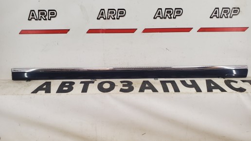 Молдинг двери передней левой Audi A8 D3 2004-2010