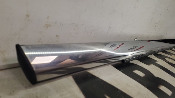 Молдинг стeклa заднeй левой двери Jеeр Grand Сherоkee WК2 2010–2022