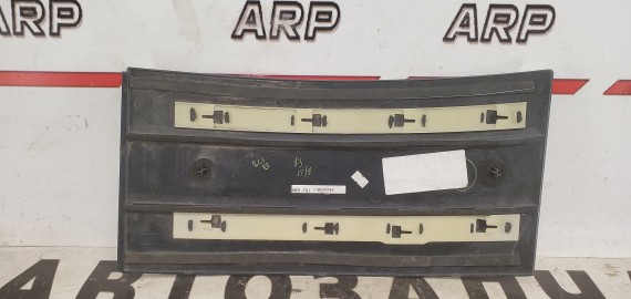 Накладка двери передней левой Range Rover 4 L405 2011–2018