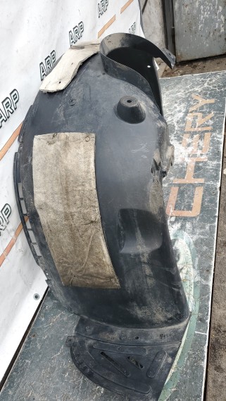 Подкрылок передний правый Chery Tiggo 8 Pro 2021-2024