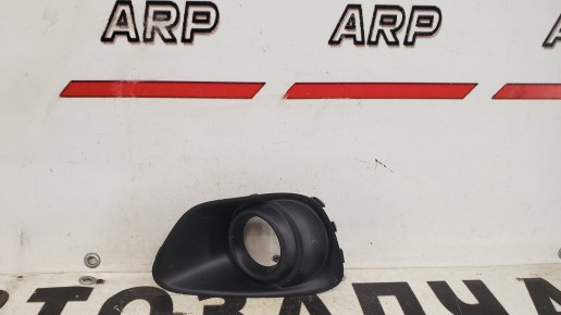 Накладка противотуманной фары левая Jeep Compass 2006-2012