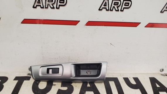 Блок управления стеклоподъемником задний правый Subaru Forester S12 2008-2013 