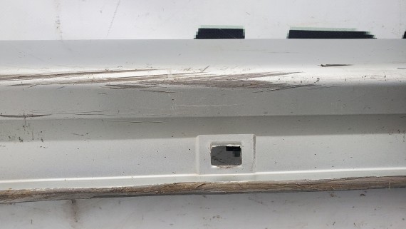 Накладка правого порога Subaru Legacy B13 2003-2009