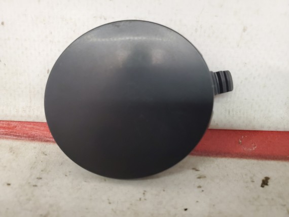 Заглушка буксировочного крюка передняя Toyota Yaris 2005-2009 Новая