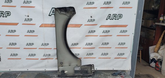 Крыло переднее левое Land Rover Range Rover 3 L322 2002-2012