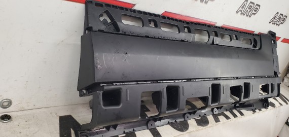 Крепление накладки двери задней левой Chery Tiggo 8 Pro 2021-н.в.