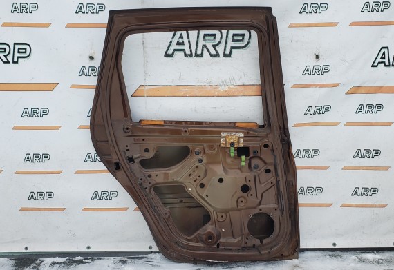 Дверь задняя левая Renault Duster 1  2010–2021