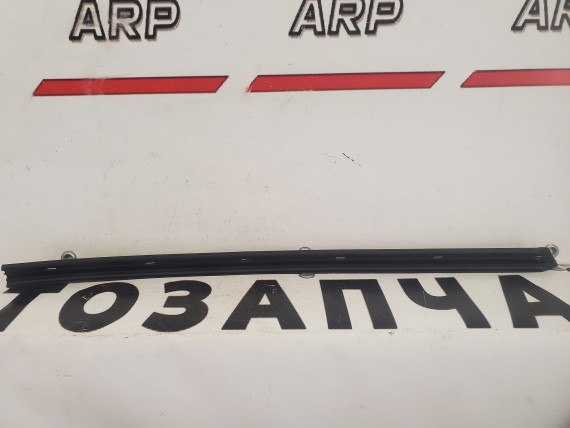 Нащельник передней левой двери Opel ASTRA-G ZAFIRA-A 1998-2010
